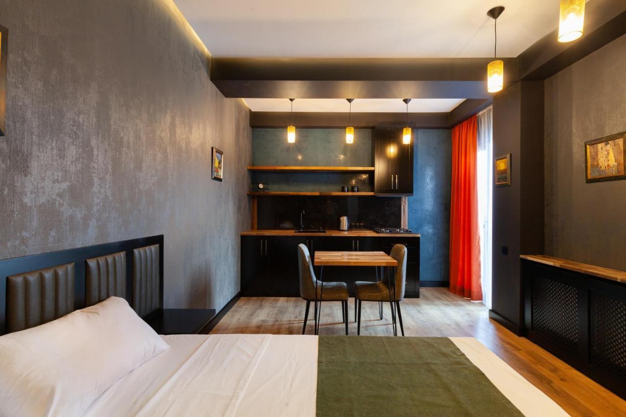 Irina'S Apartments Кутаїсі Екстер'єр фото